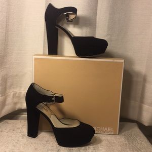 Michael Kors Mary Jane style Suede pump
